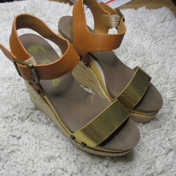 Flogg‎ Lola Wedge sandals sz 7 - Picture 1 of 11